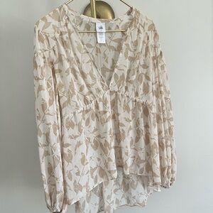CAbi Women's Beige Leaf Print bohemian neutral minimalist Blouse S